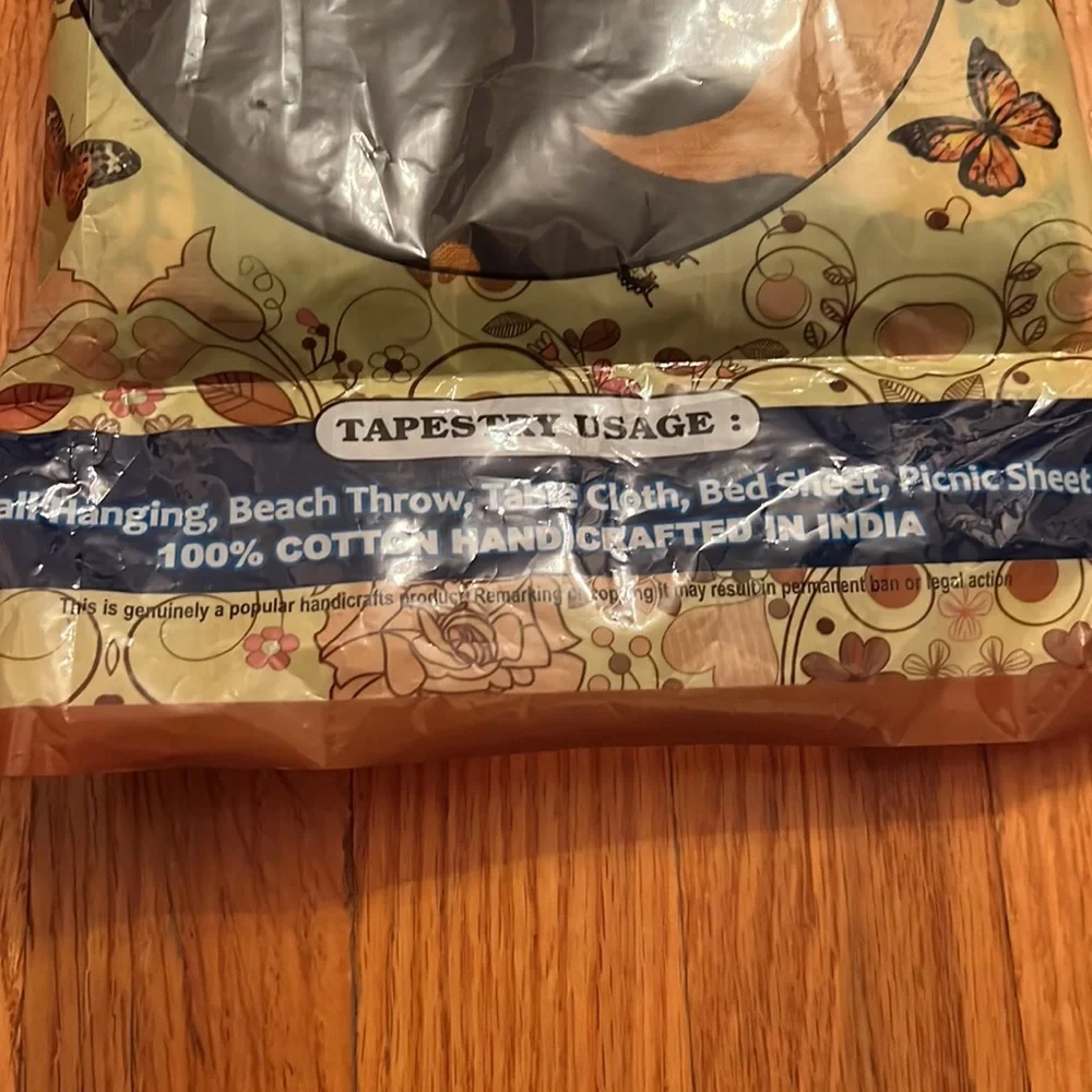 NWT Popular Handicrafts Tapestry Multicolor